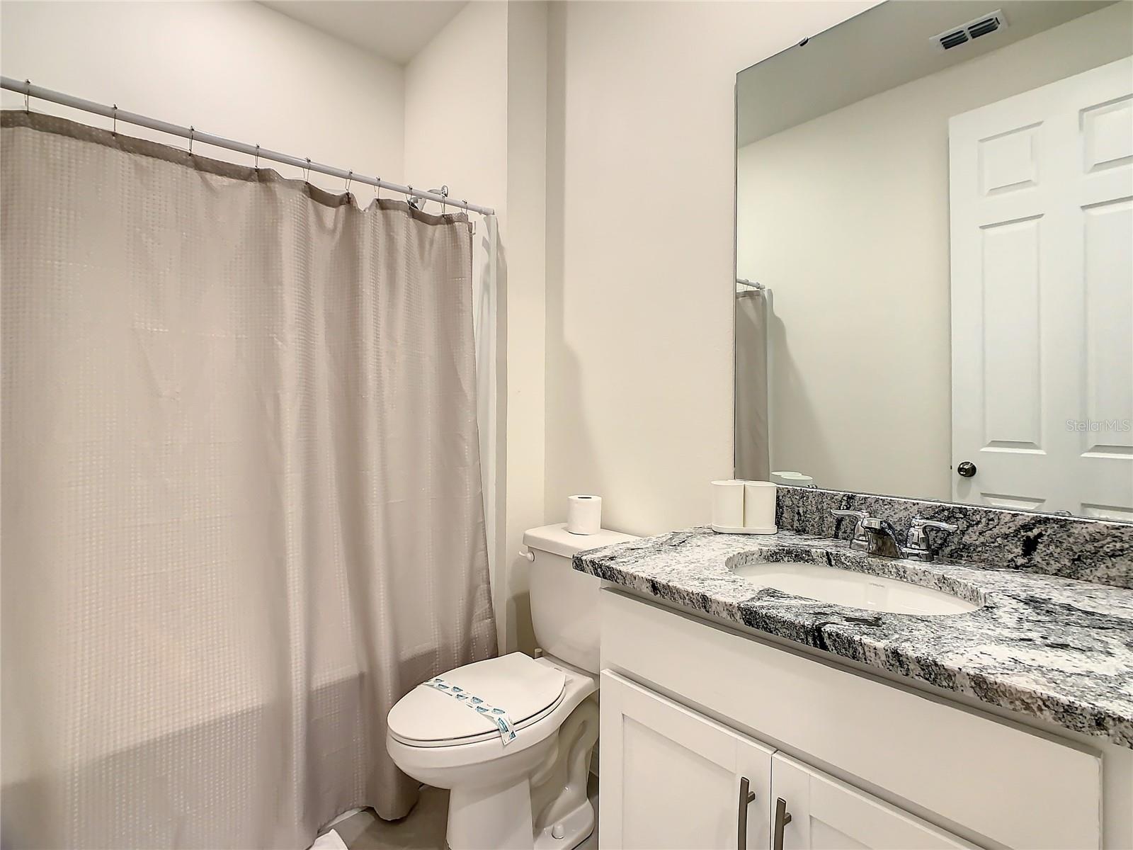 Image 70 of 92 For 8919 Tropical Haven Court