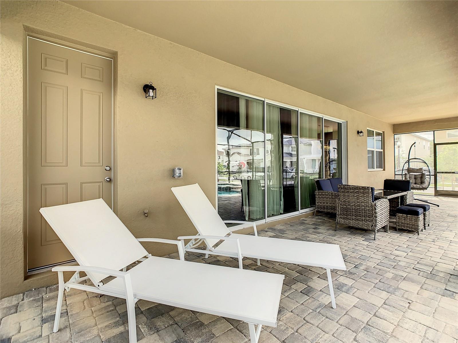 Image 90 of 92 For 8919 Tropical Haven Court
