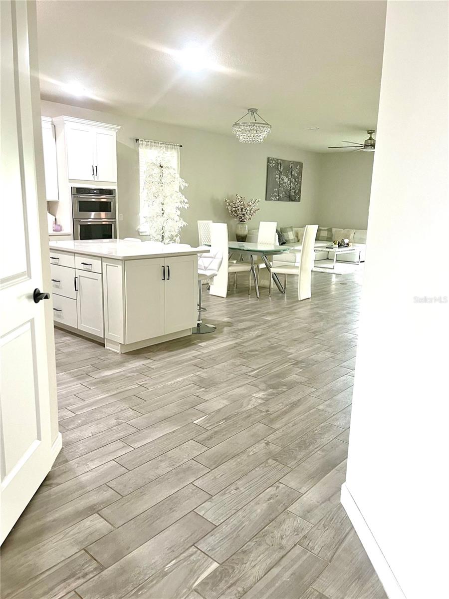 Image 3 of 22 For 5664 Arborvista Drive