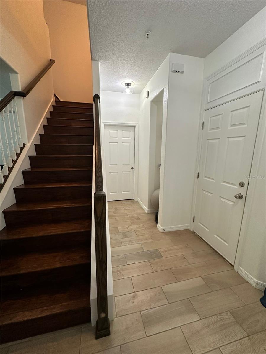 Image 11 of 22 For 9488 Tawnyberry Street