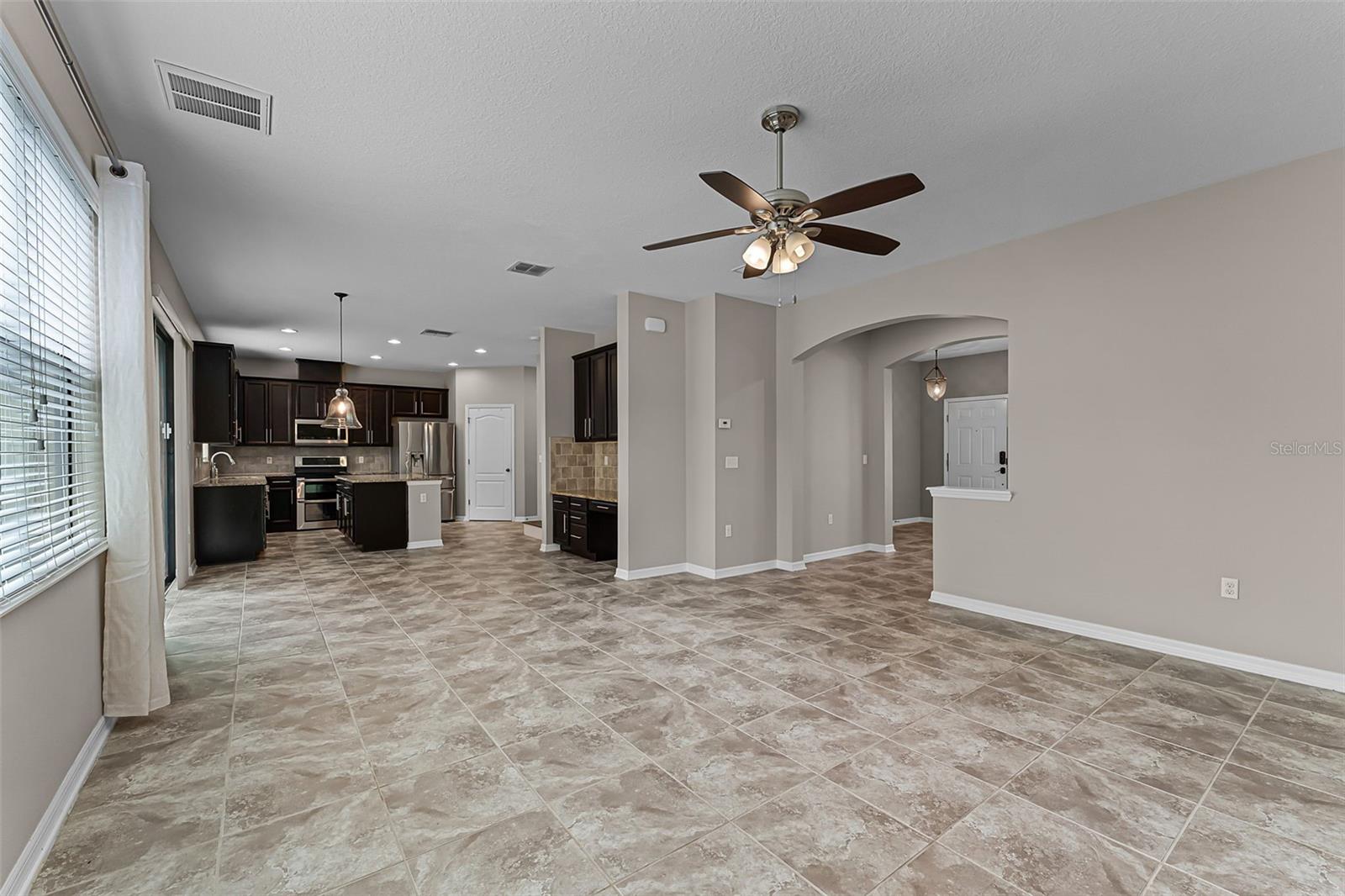Image 13 of 51 For 10122 Armando Circle