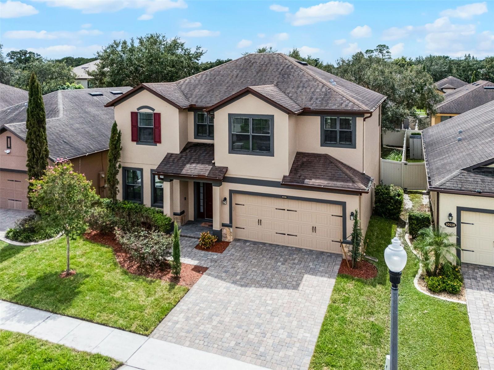 Image 3 of 51 For 10122 Armando Circle