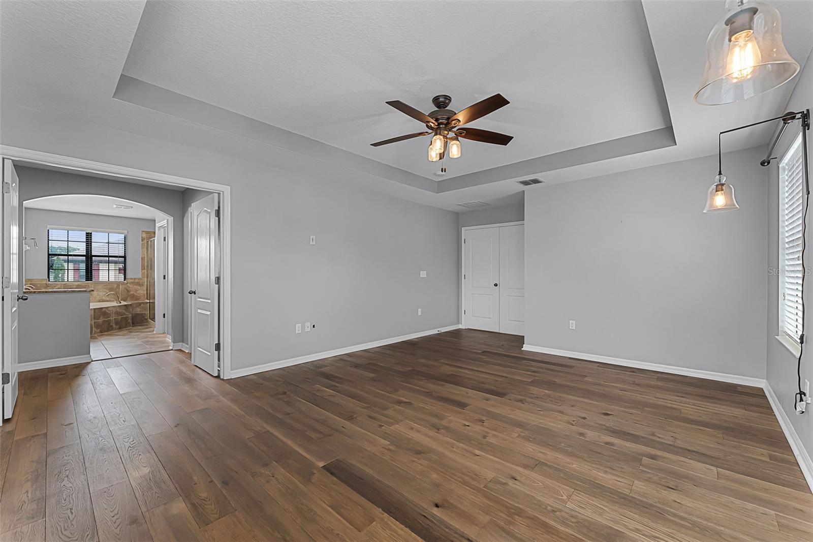 Image 32 of 51 For 10122 Armando Circle