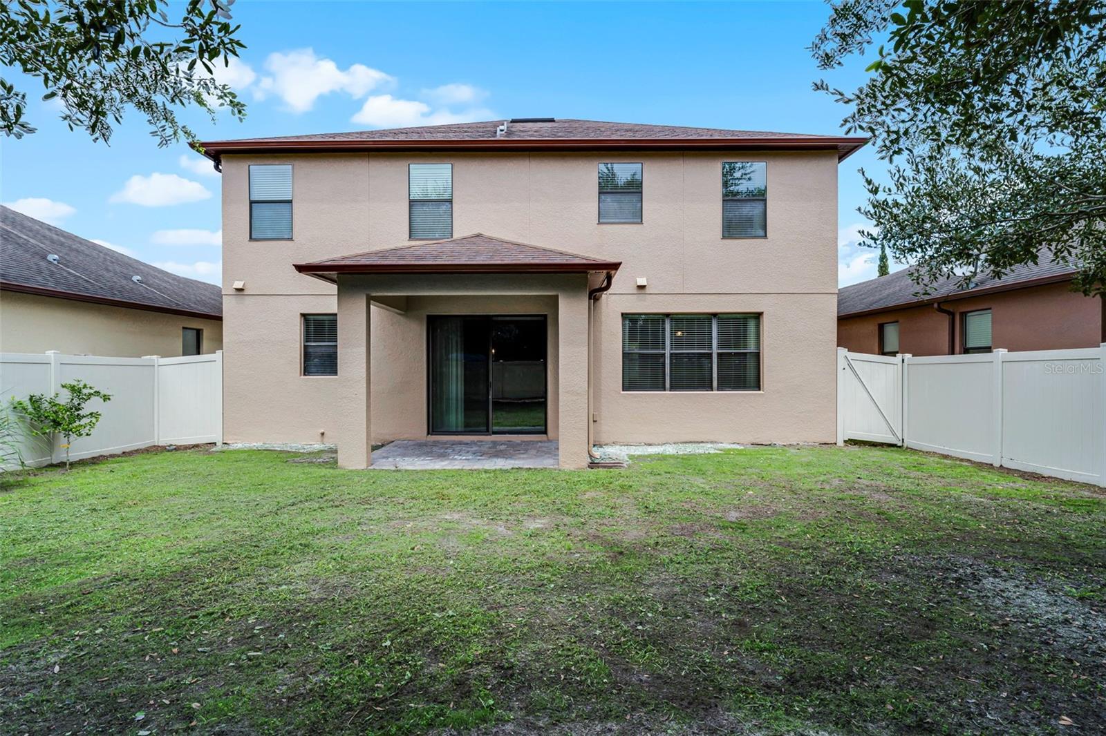 Image 37 of 51 For 10122 Armando Circle