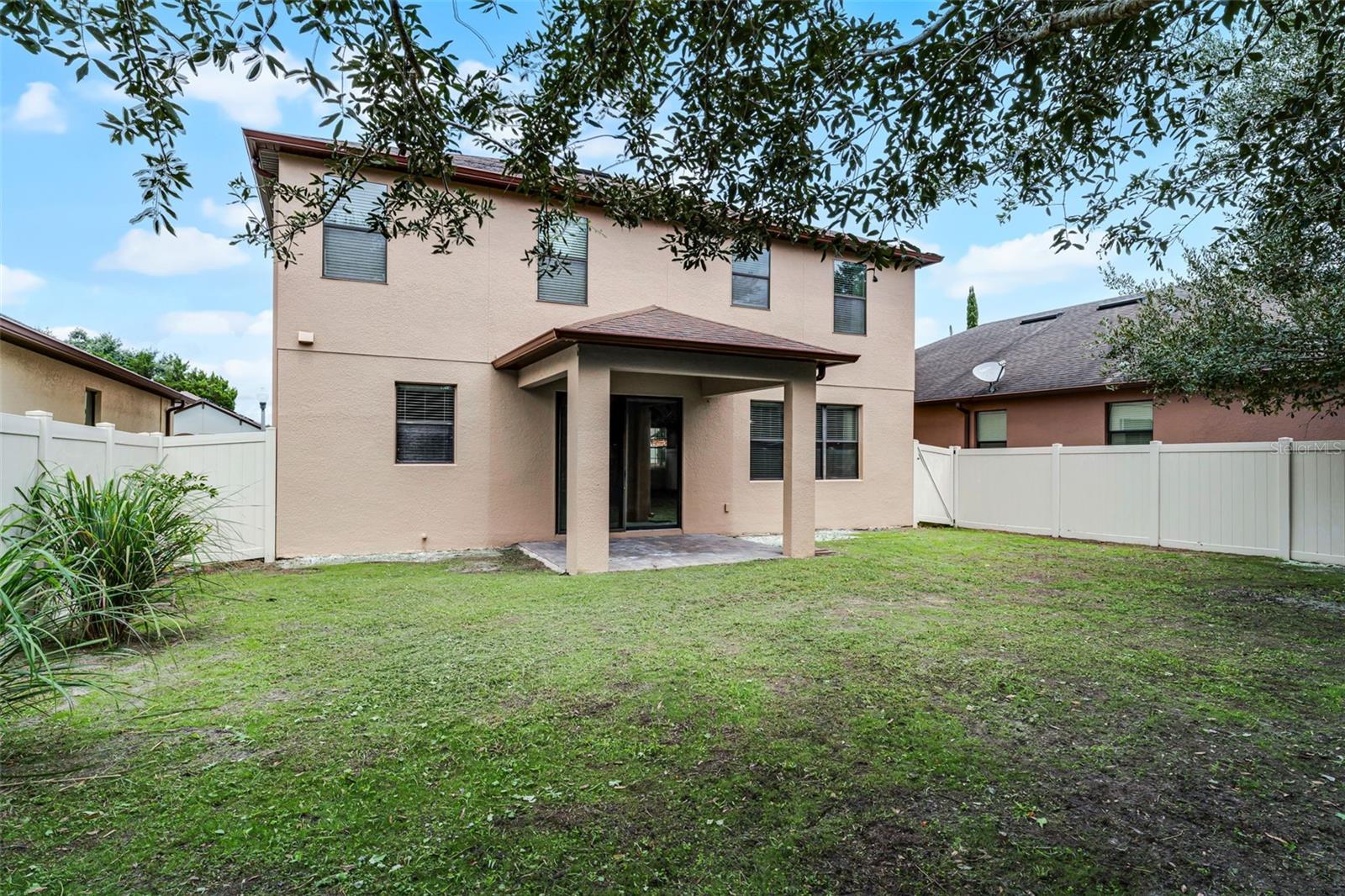 Image 40 of 51 For 10122 Armando Circle
