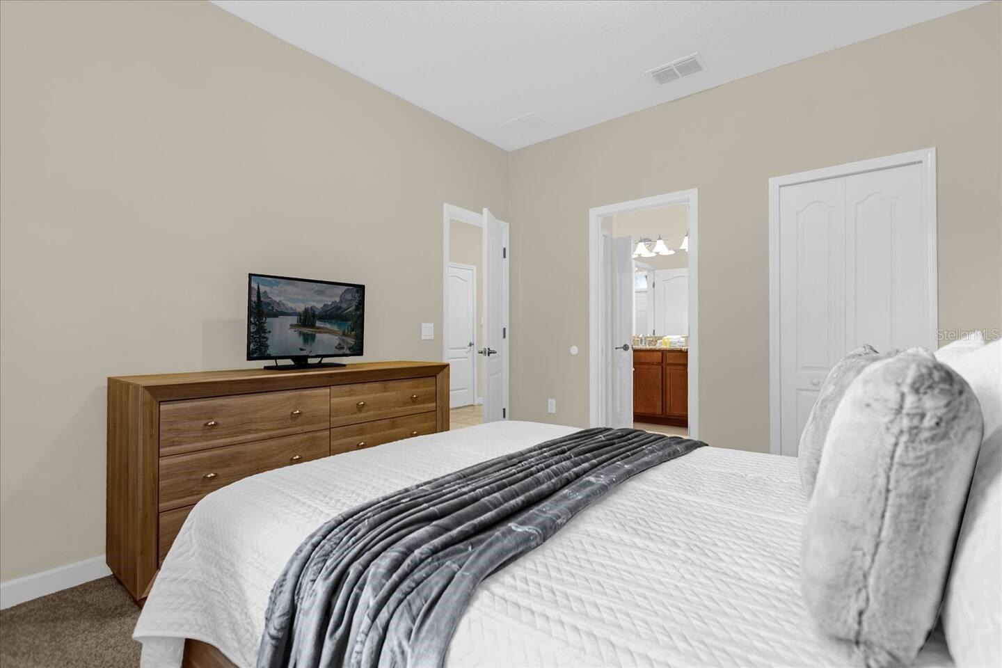 Image 32 of 54 For 1429 Wexford Way