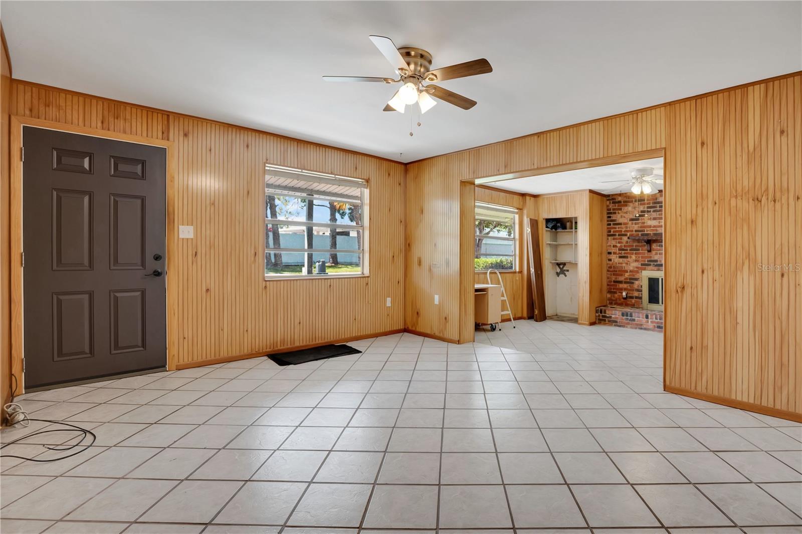 Image 4 of 30 For 412 Virginia Avenue
