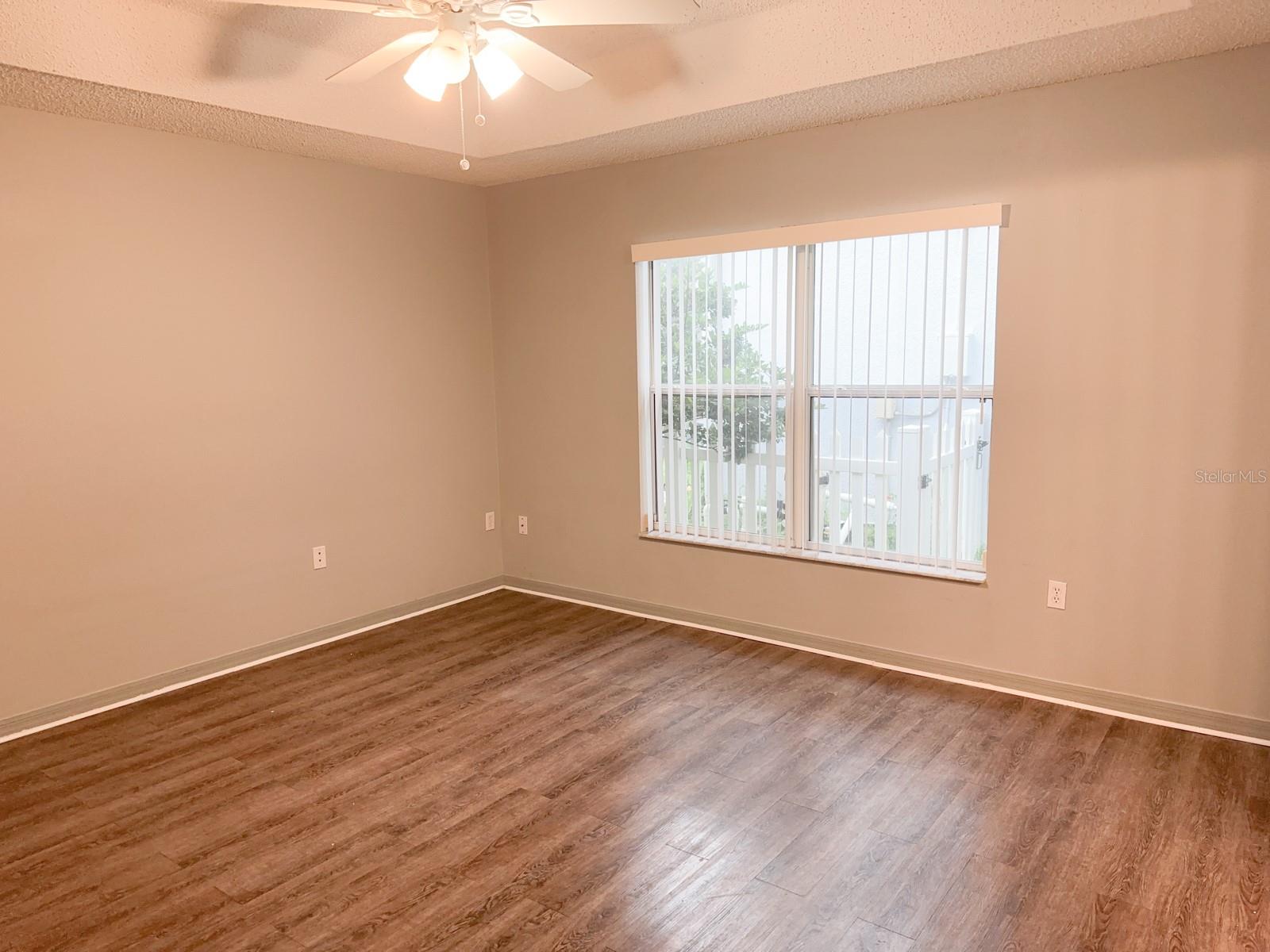 Image 12 of 21 For 416 Janice Kay Place
