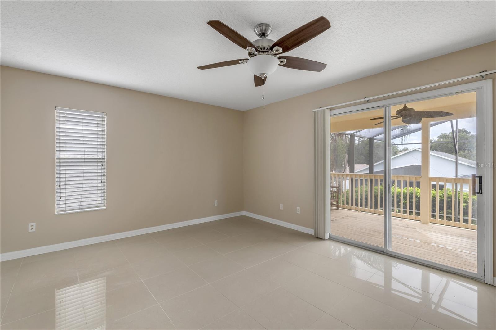 Image 30 of 86 For 1035 Harbor Hill Street