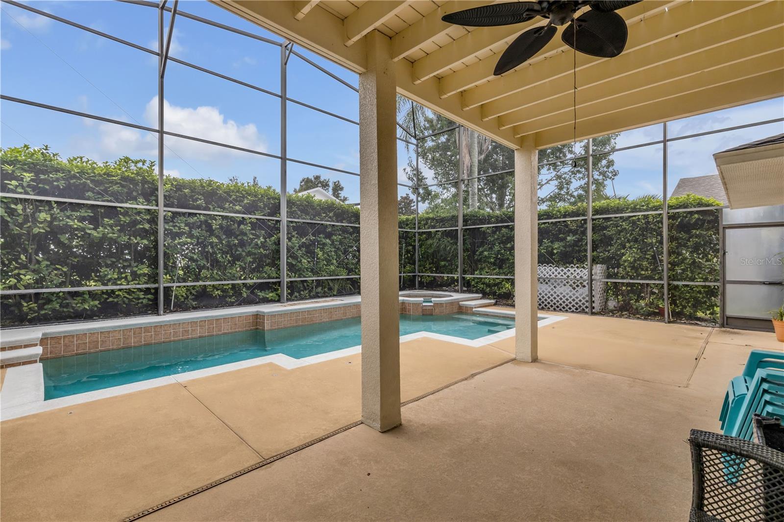 Image 43 of 86 For 1035 Harbor Hill Street