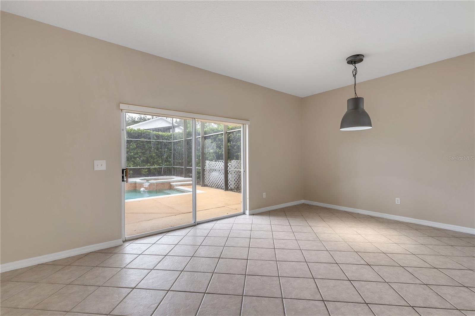 Image 6 of 86 For 1035 Harbor Hill Street