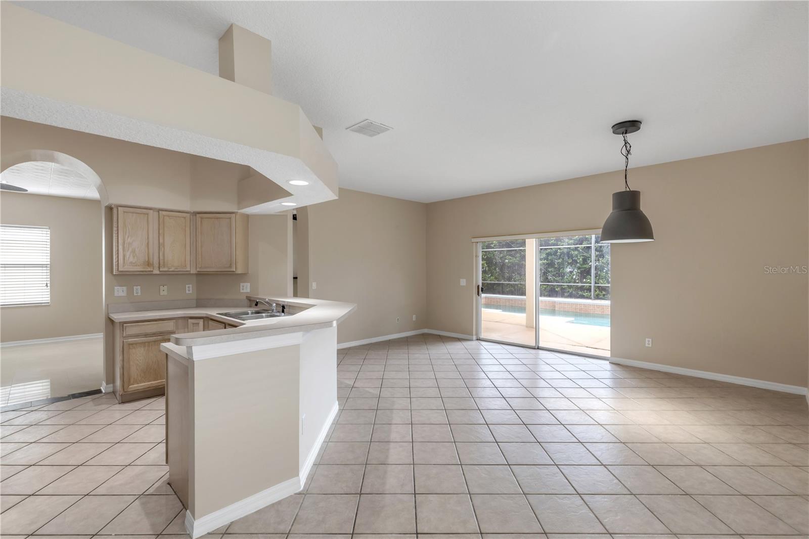 Image 8 of 86 For 1035 Harbor Hill Street