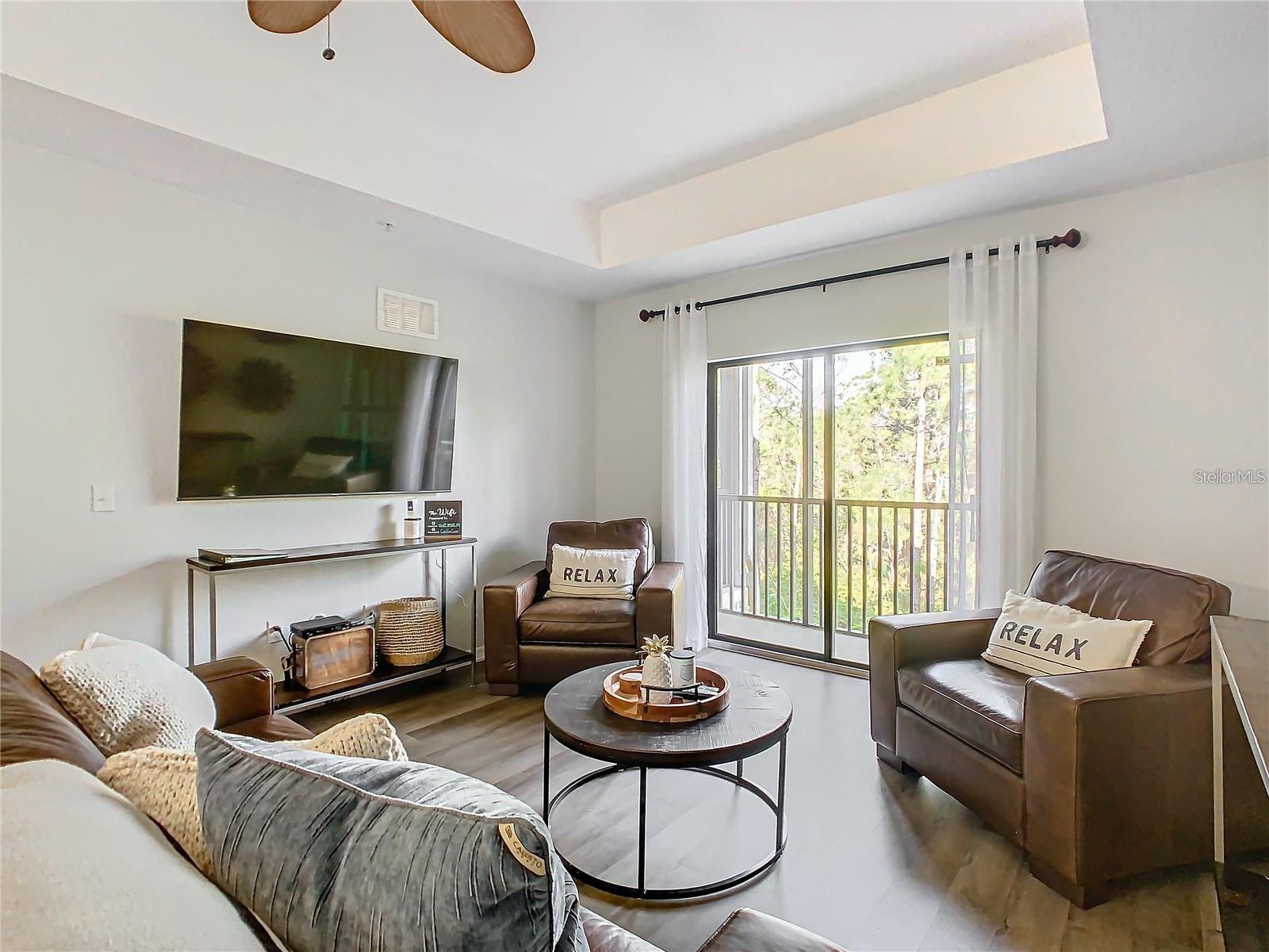 Image 11 of 25 For 9051 Treasure Trove Lane 405