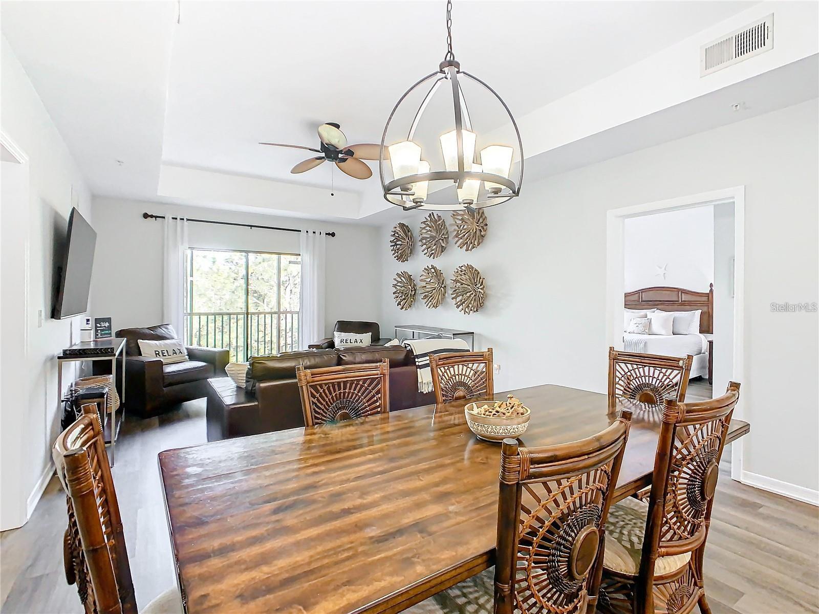 Image 4 of 25 For 9051 Treasure Trove Lane 405