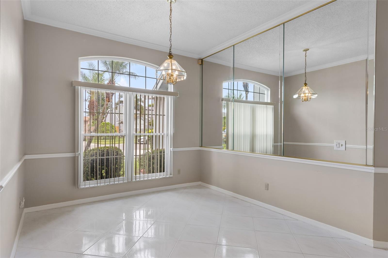Image 11 of 44 For 12614 Newfield Drive