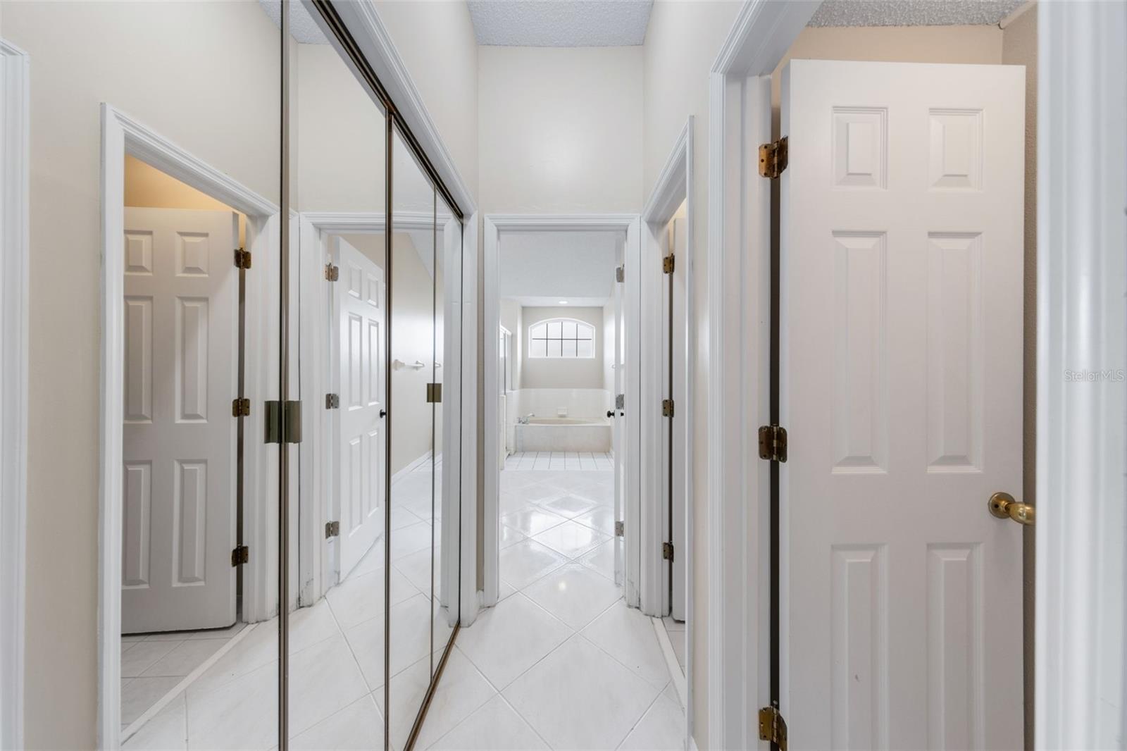 Image 18 of 44 For 12614 Newfield Drive