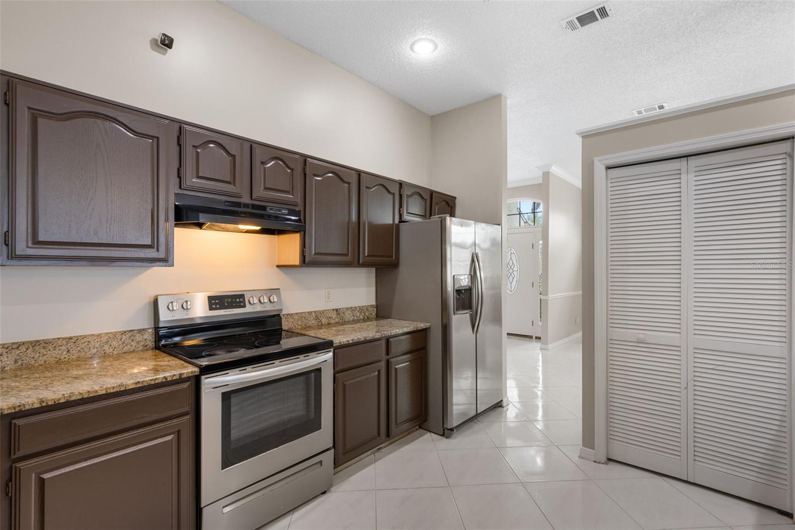 Image 6 of 44 For 12614 Newfield Drive