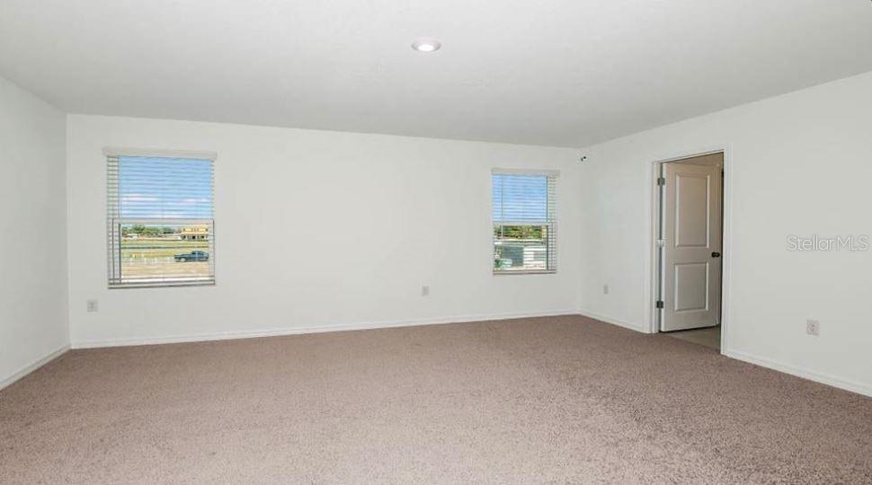 Image 10 of 27 For 13373 Tropical Breeze Way