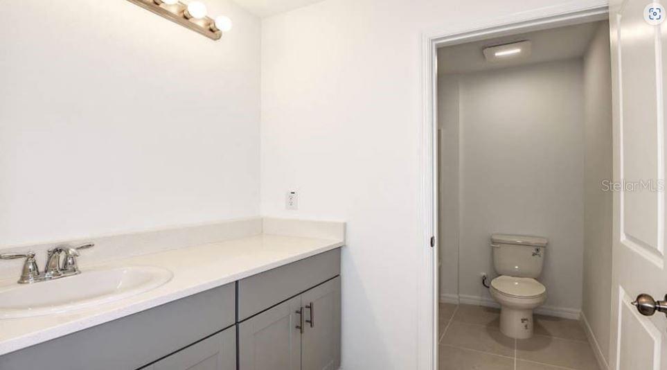 Image 12 of 27 For 13373 Tropical Breeze Way