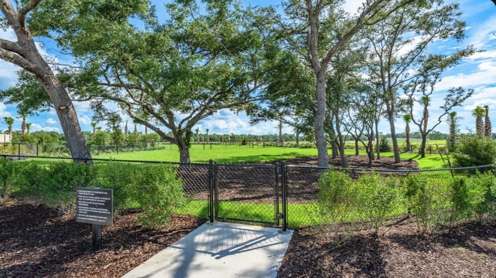 Image 25 of 27 For 13373 Tropical Breeze Way