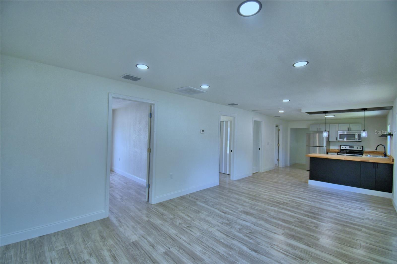 Image 10 of 37 For 1104 8th Street