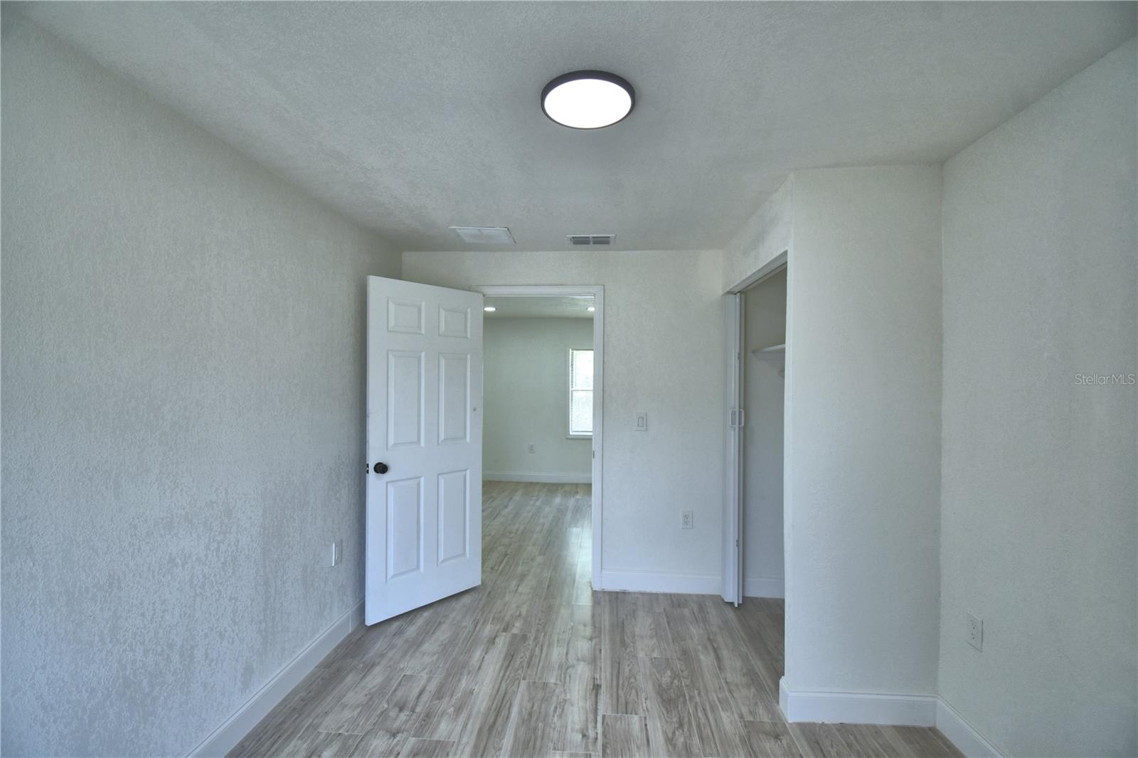 Image 13 of 37 For 1104 8th Street