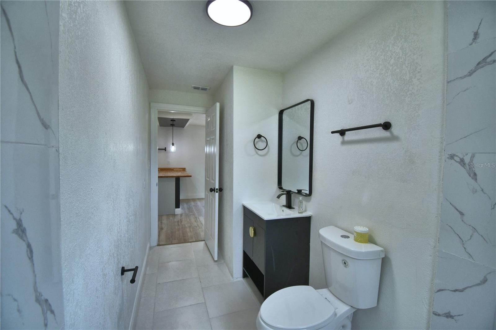 Image 24 of 37 For 1104 8th Street