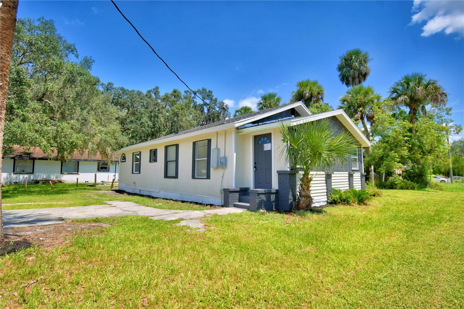 Image 3 of 37 For 1104 8th Street