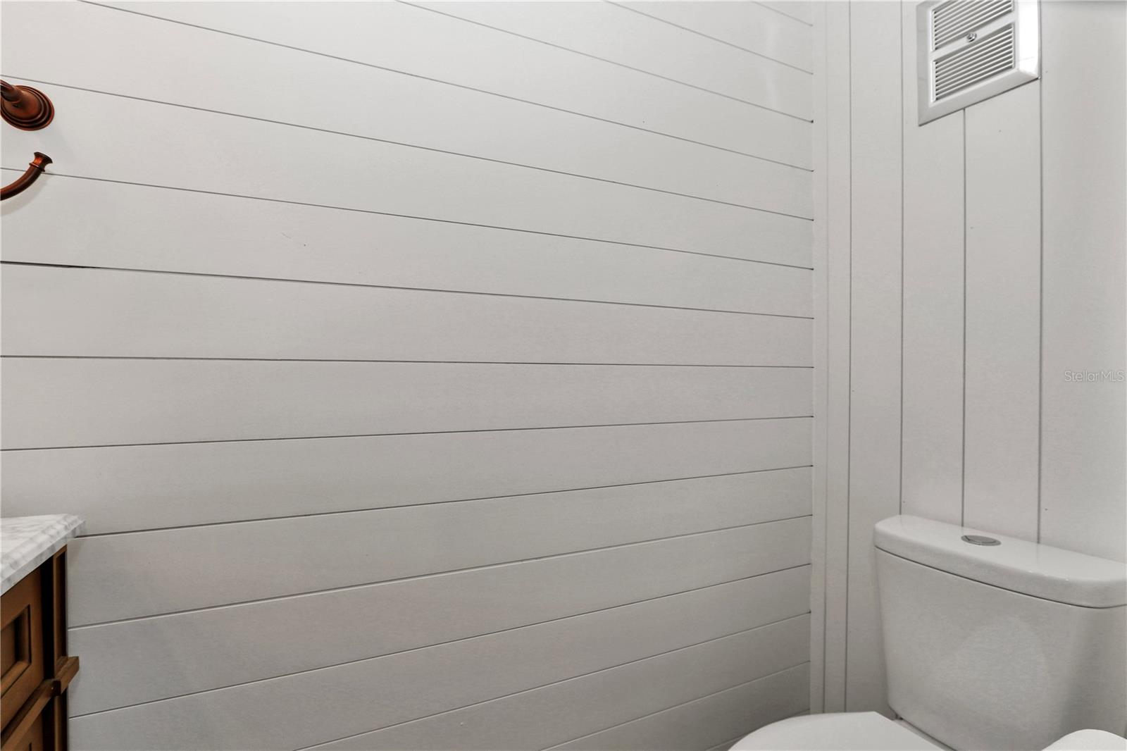 Image 14 of 39 For 2447 7th Street 2447