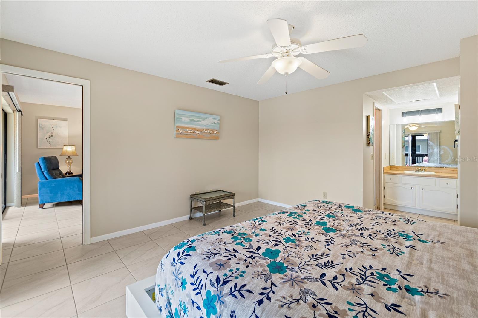 Image 12 of 31 For 7301 Ridgewood Avenue D103 Or 60