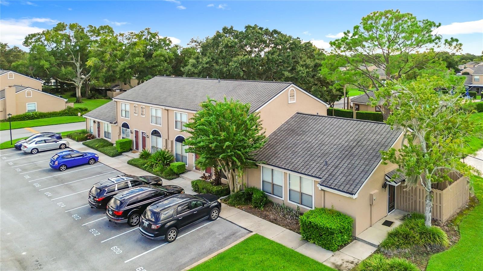 Image 10 of 54 For 608 Casa Park Court F
