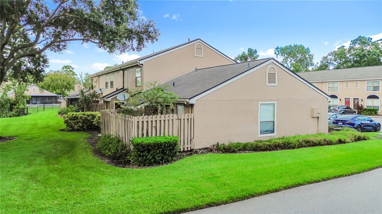 Image 43 of 54 For 608 Casa Park Court F