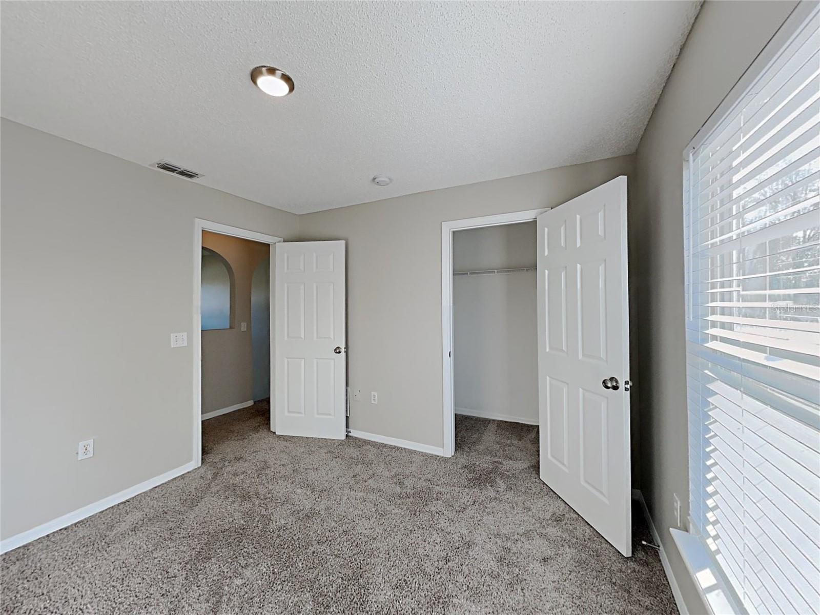 Image 13 of 29 For 364 Chelmsford Court