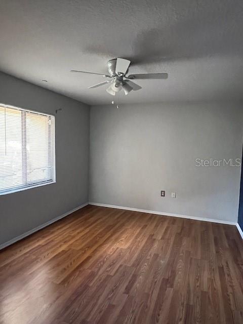 Image 21 of 30 For 7757 Sugar Bend Drive 7757