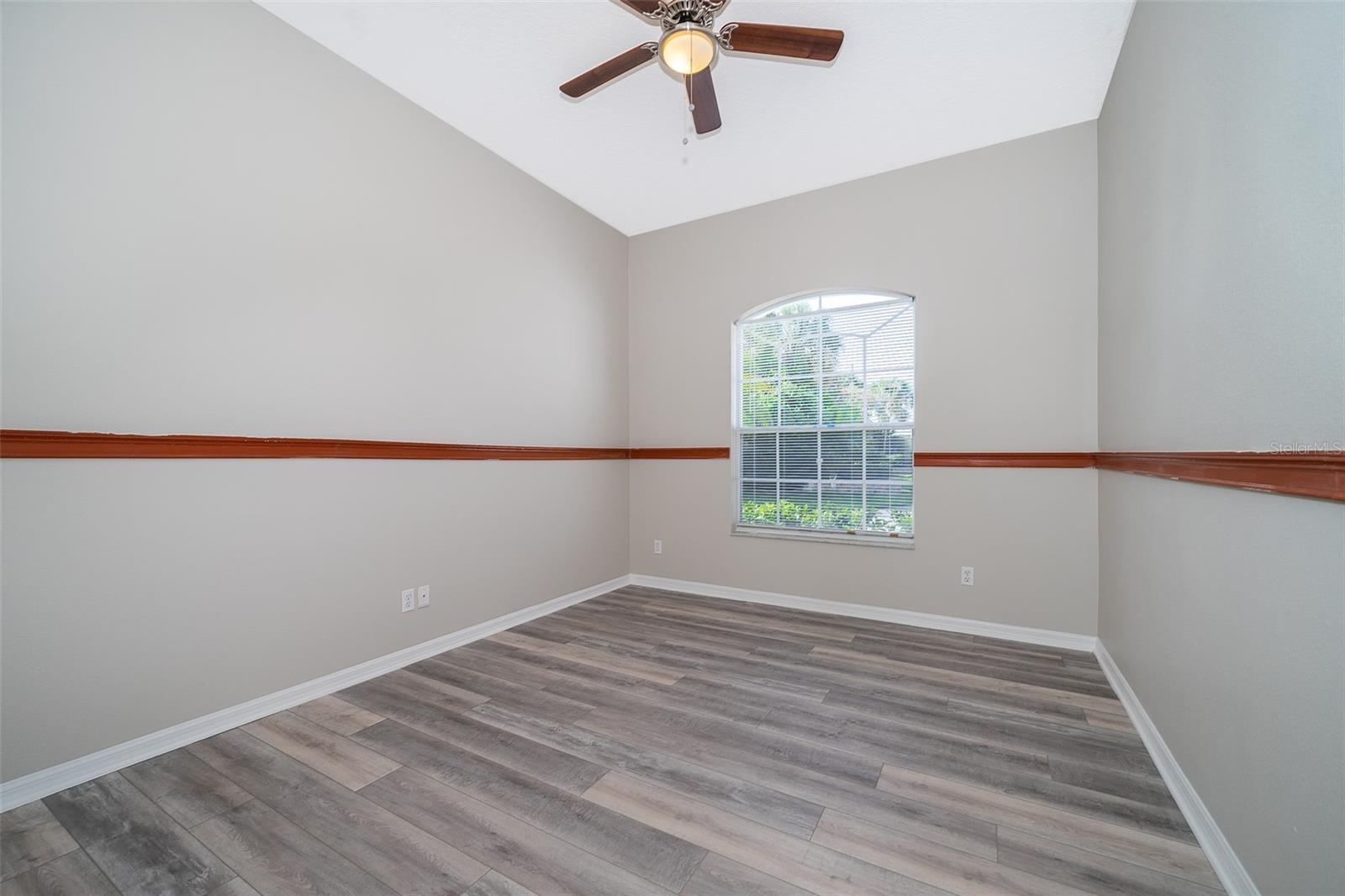 Image 15 of 27 For 800 Champion Woods Court