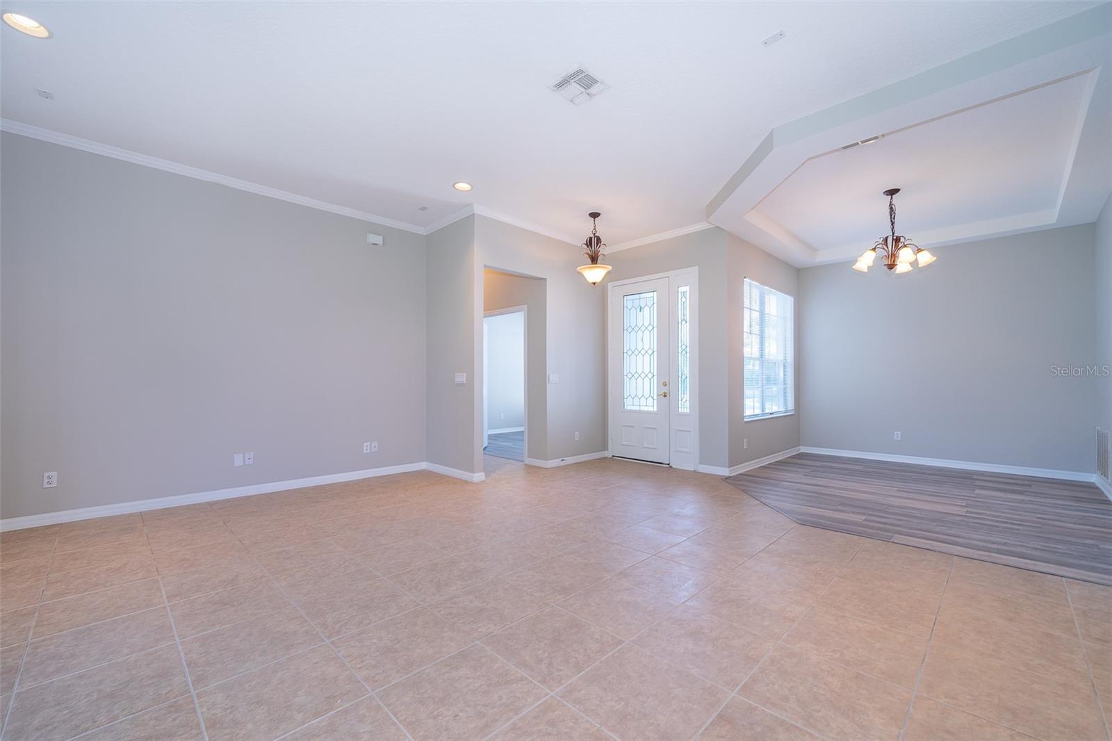 Image 7 of 27 For 800 Champion Woods Court