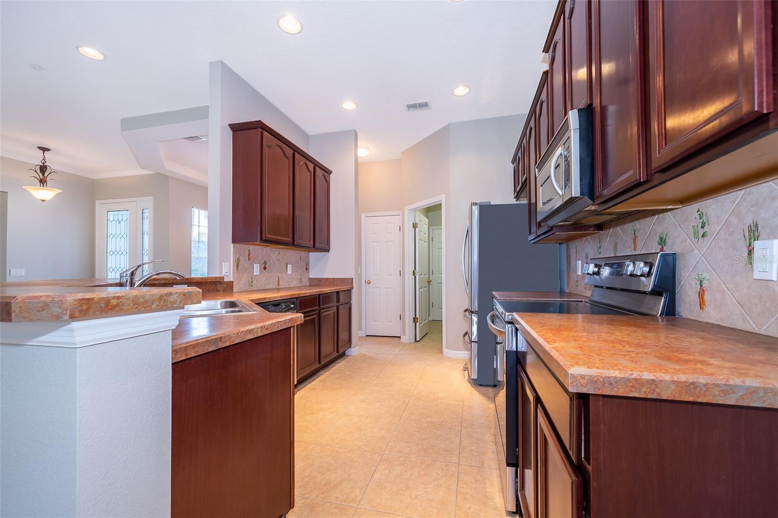 Image 9 of 27 For 800 Champion Woods Court