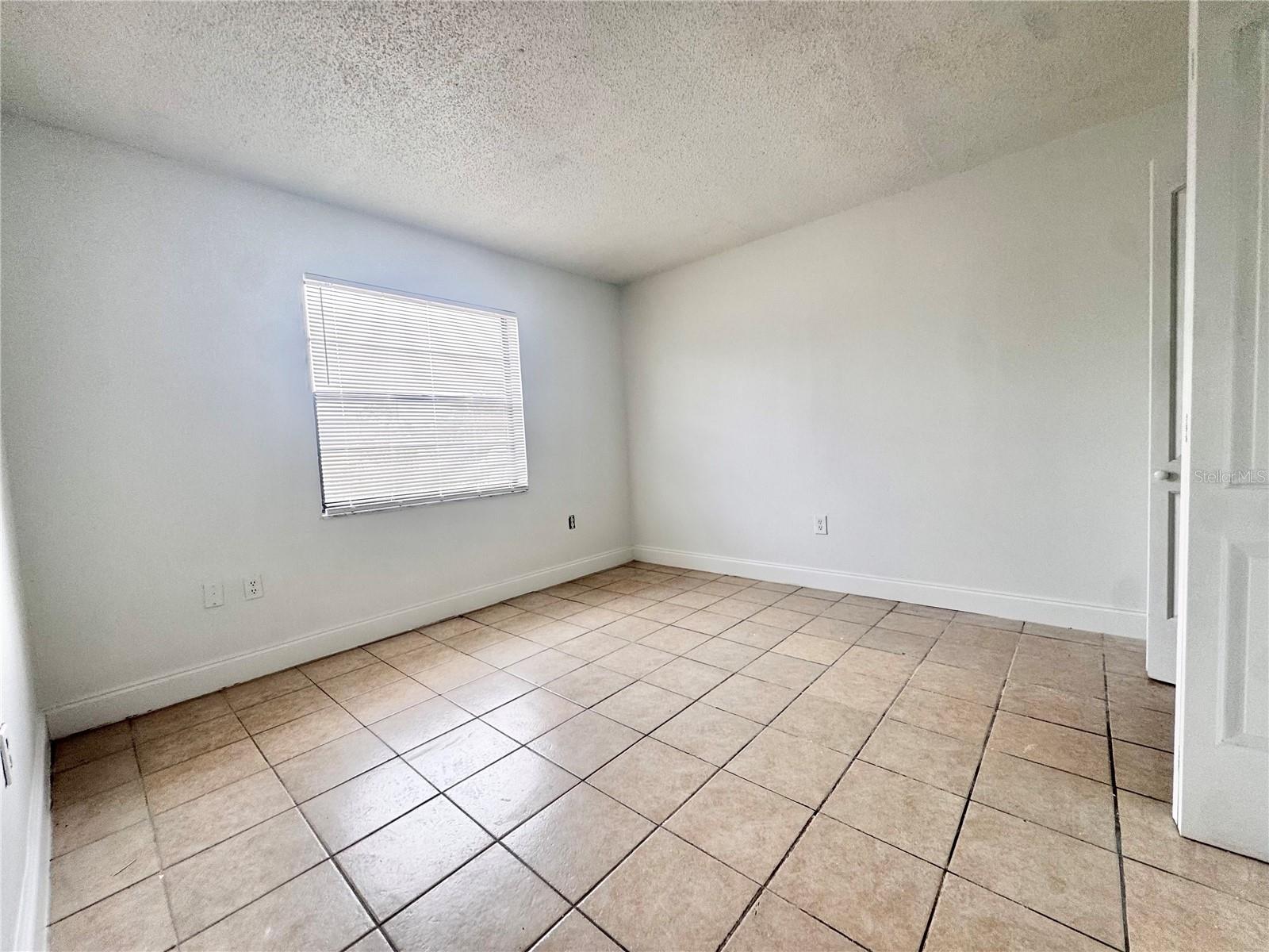 Image 4 of 9 For 4179 Corsair Avenue