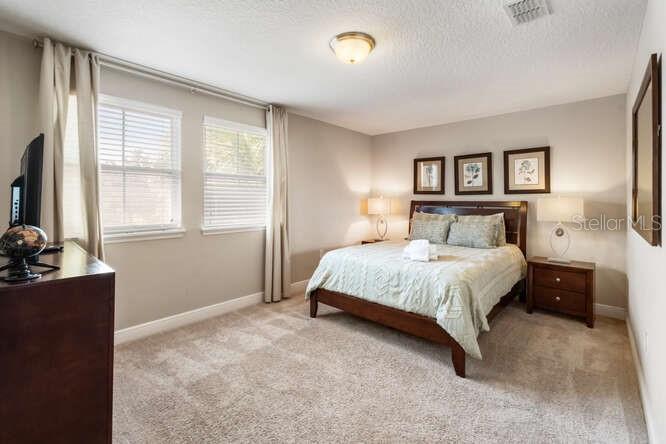 Image 26 of 33 For 4320 Acorn Court