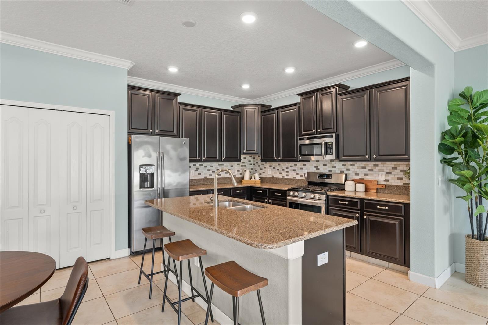 Image 12 of 48 For 14955 Speer Lake Drive