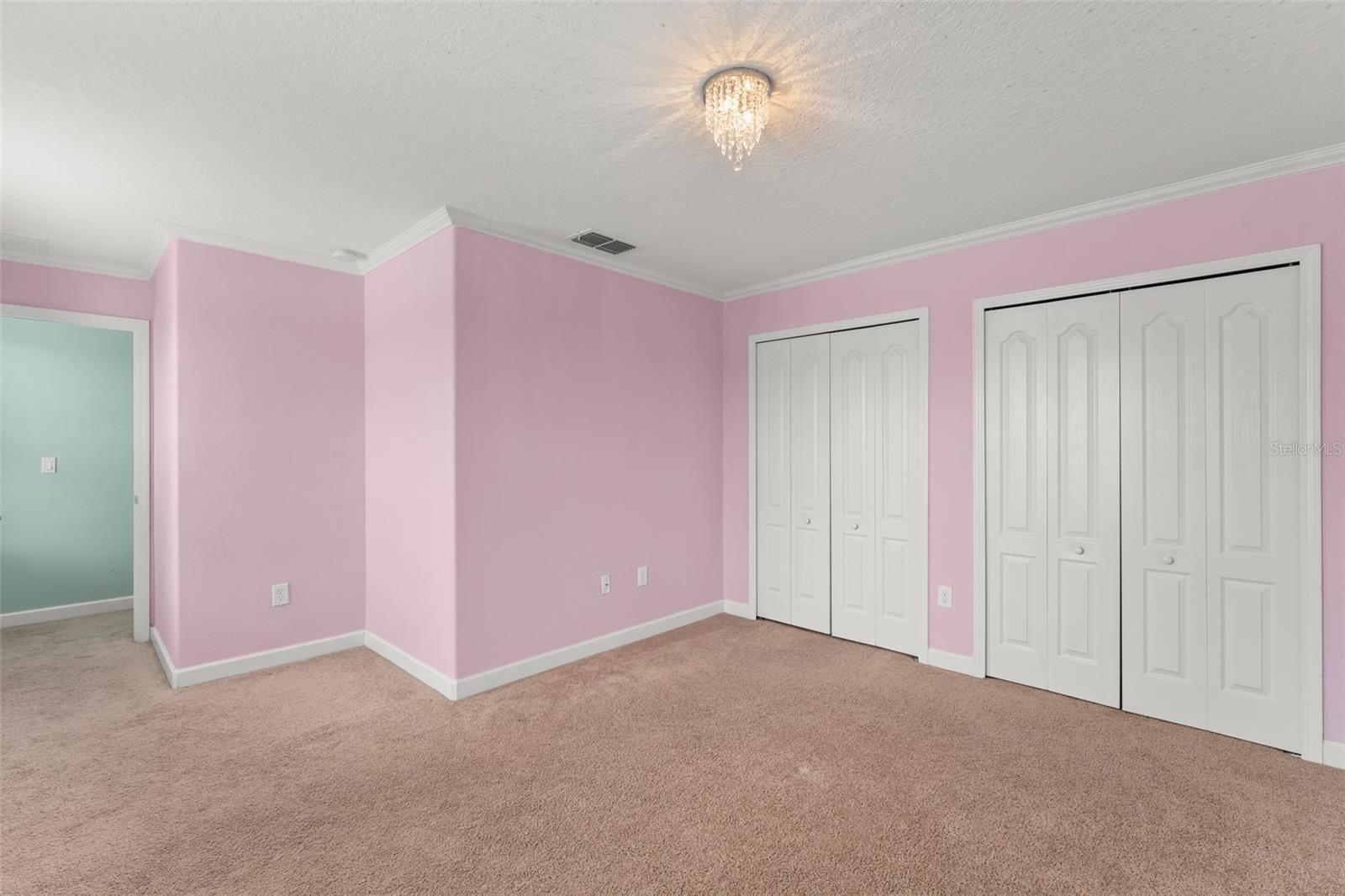 Image 29 of 48 For 14955 Speer Lake Drive