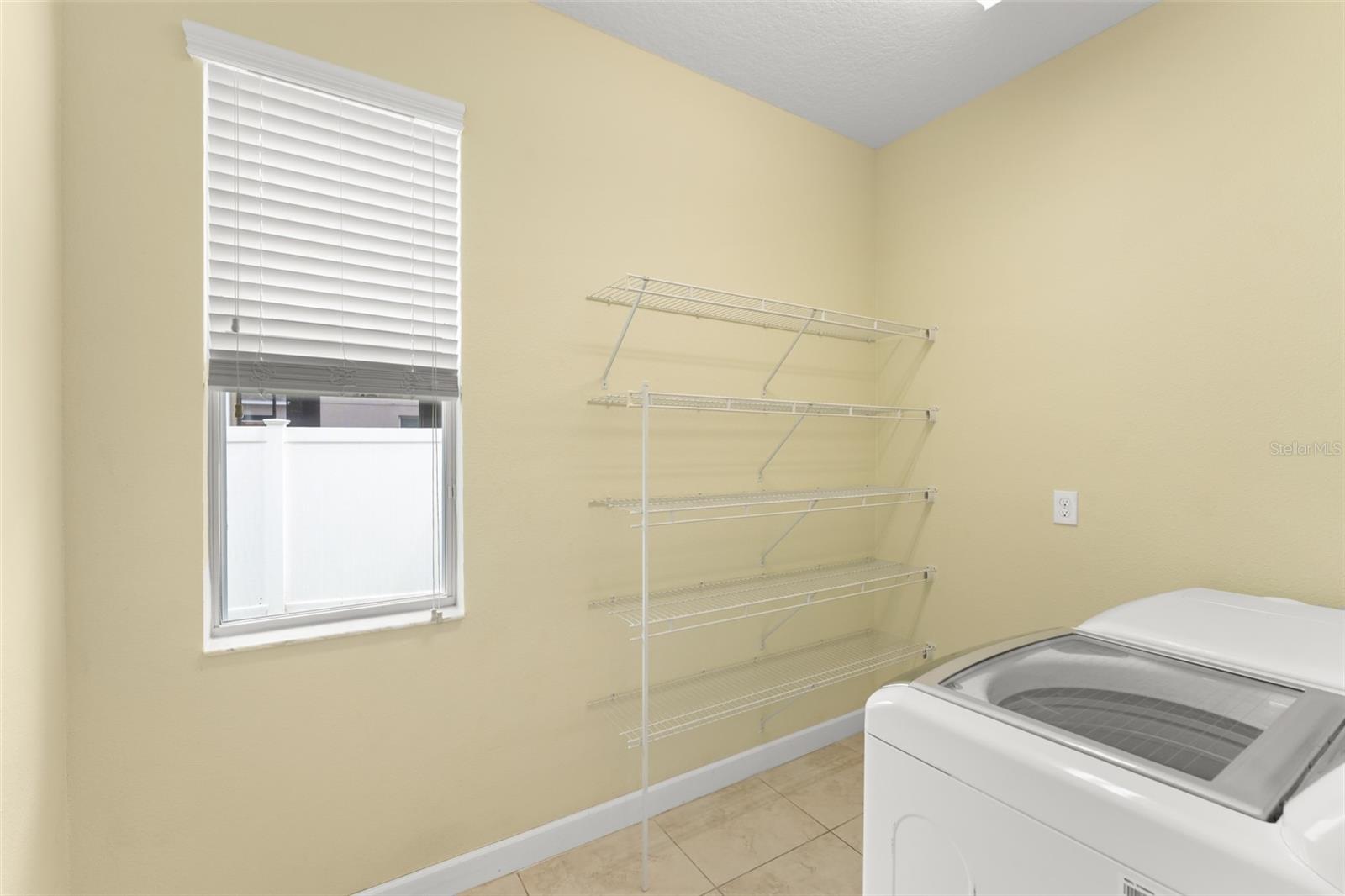 Image 38 of 48 For 14955 Speer Lake Drive