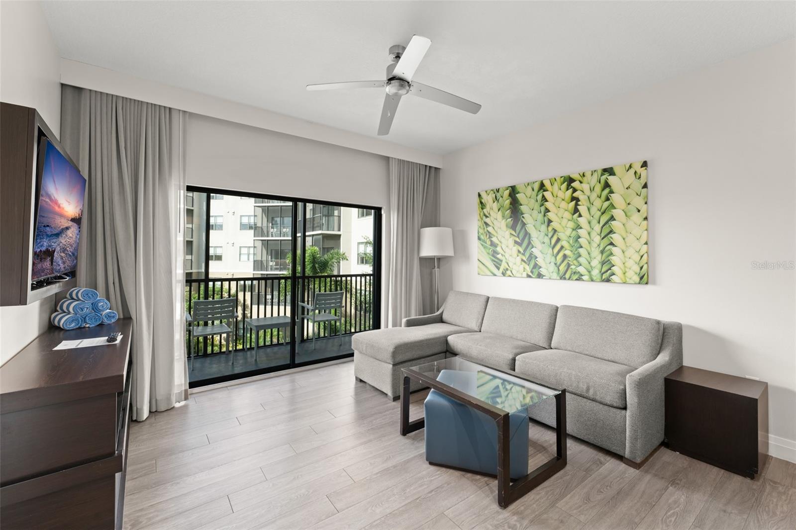 Image 10 of 41 For 14501 Grove Resort Avenue 2334