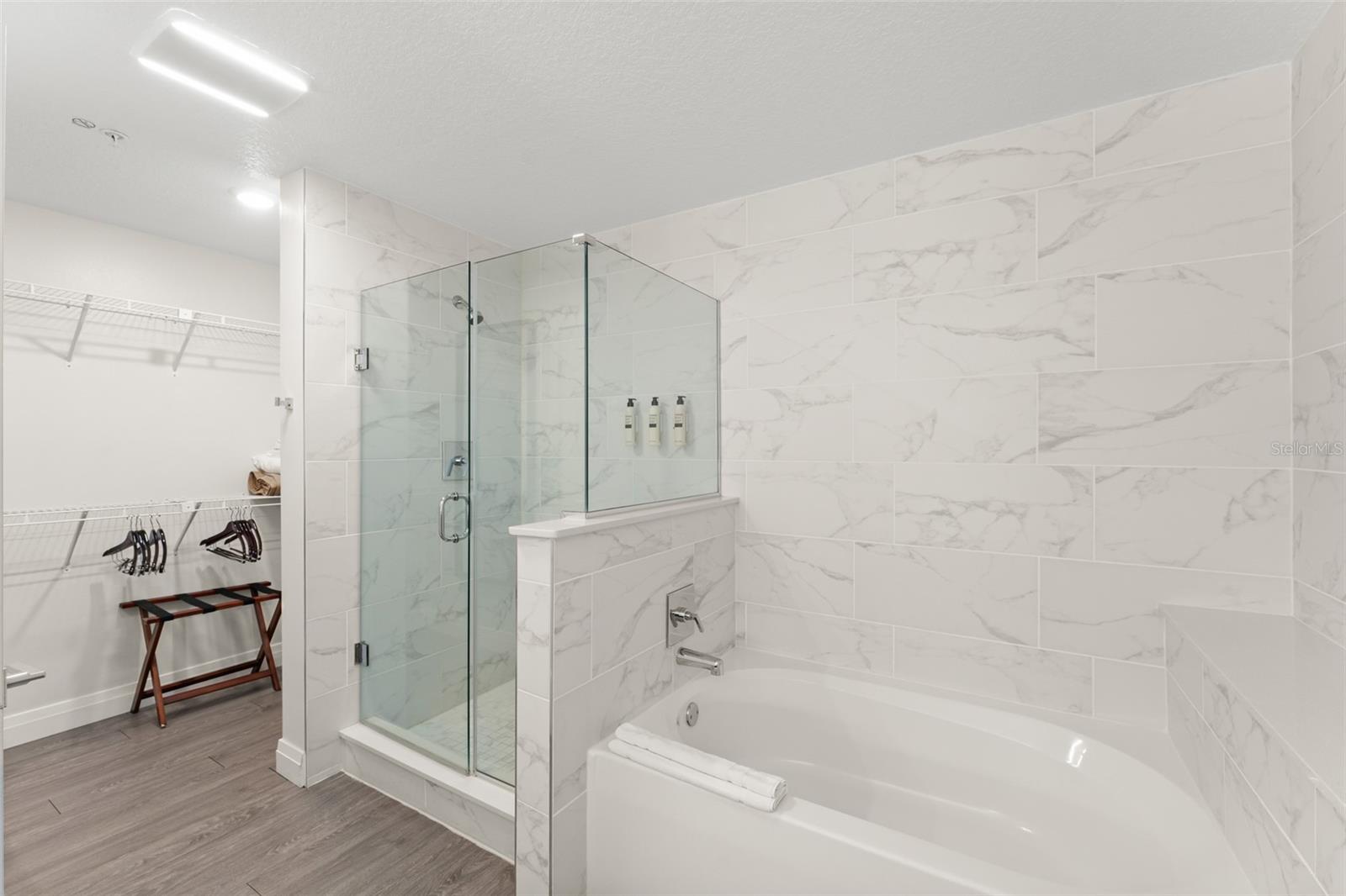 Image 18 of 41 For 14501 Grove Resort Avenue 2334