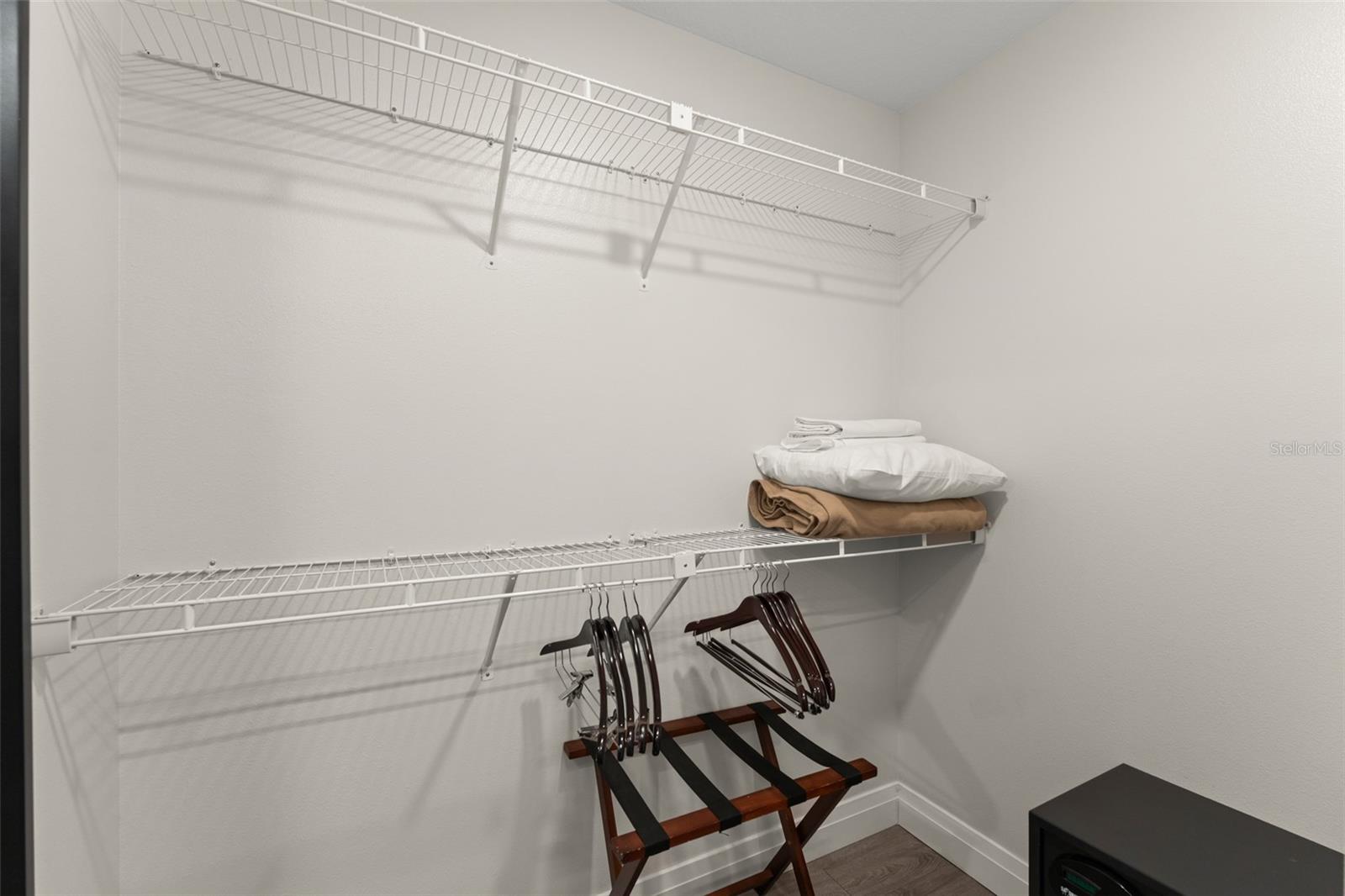 Image 19 of 41 For 14501 Grove Resort Avenue 2334