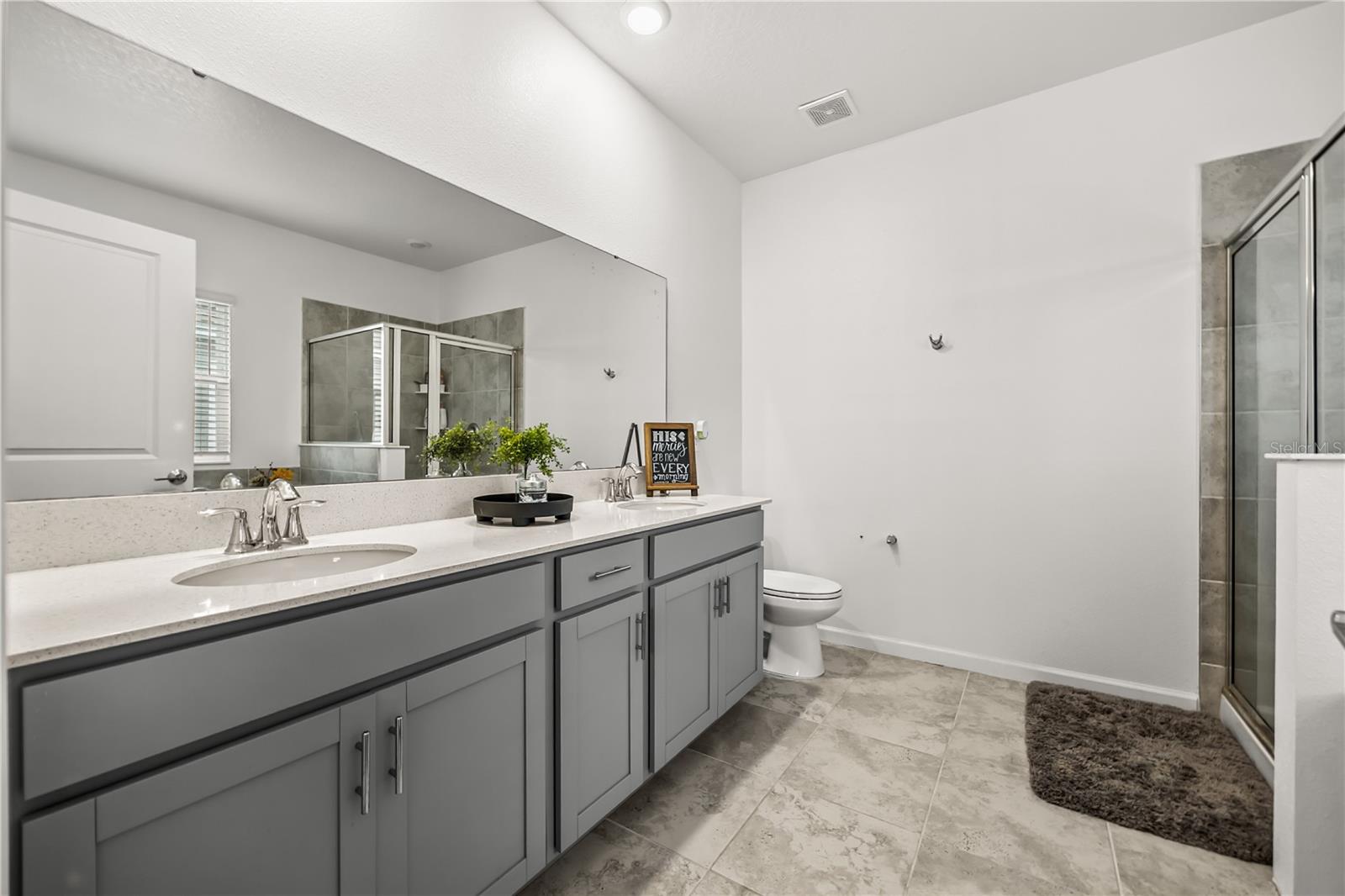 Image 21 of 29 For 6428 Sprucepine Lane