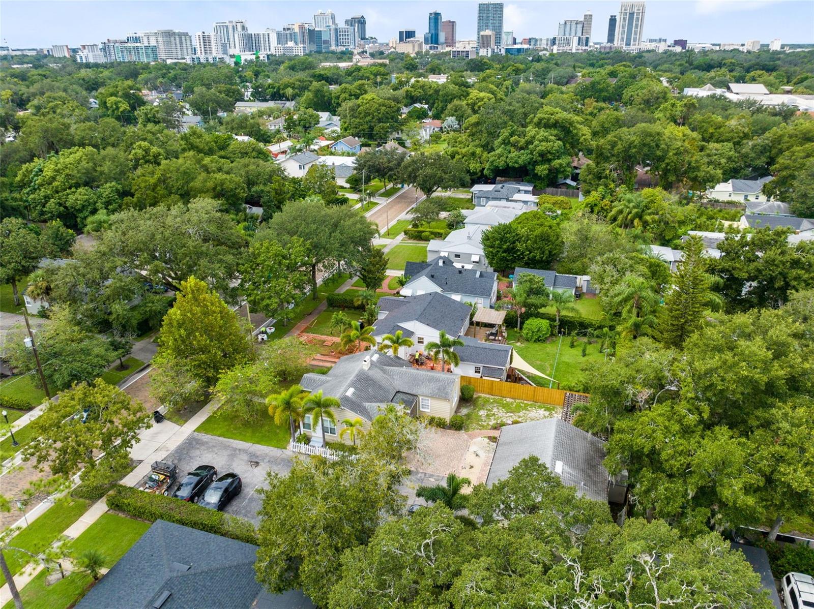 Image 17 of 18 For 1513 Livingston Street 1513