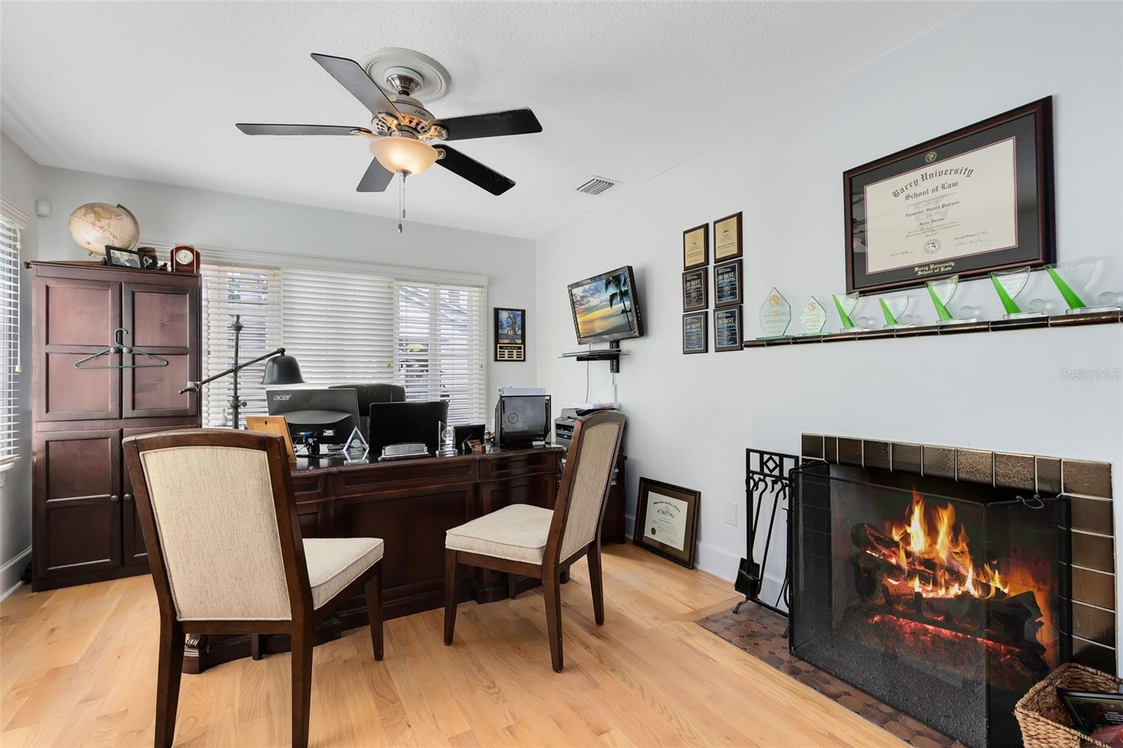 Image 7 of 18 For 1513 Livingston Street 1513