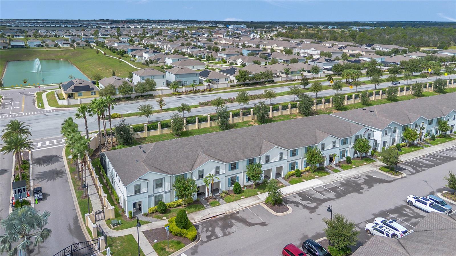 Image 34 of 41 For 2406 Dubai Street