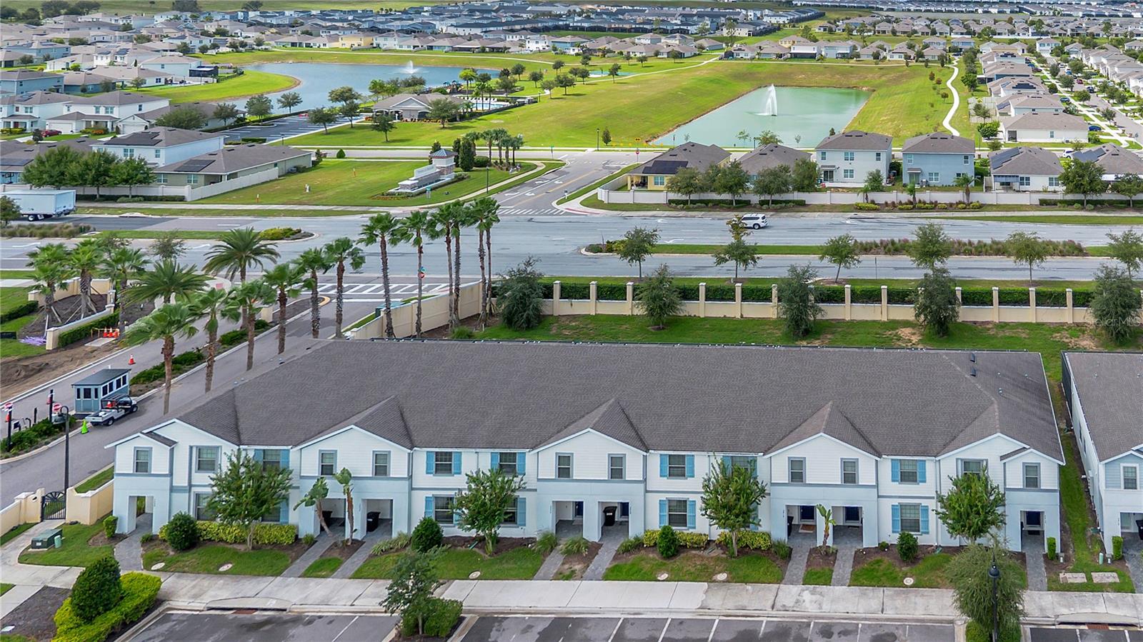 Image 35 of 41 For 2406 Dubai Street